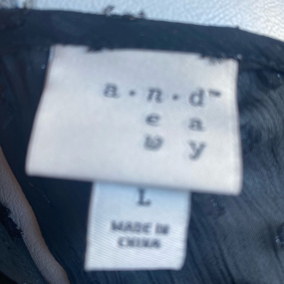 A New Day Black Blouse Large - Picture 4 of 6